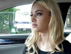 Blondie young woman Uma Jolie take thick salami in the car.
